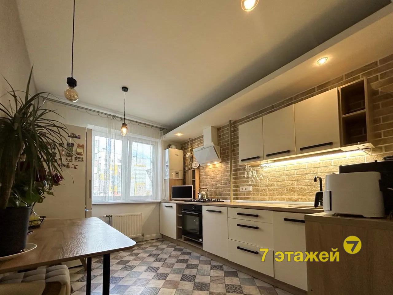 �������, ������� ��., �.16, 2-���. ��������, 3-����