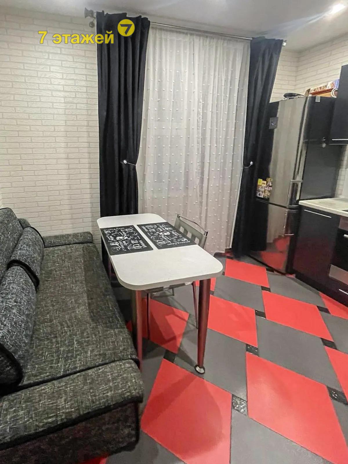 �����, ����������� ��., �.44, 1-���. ��������, 11-����