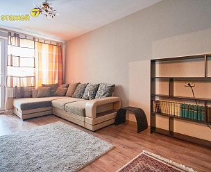 ������, ������������ �.�., �.3, 1-���. ��������, 8-����